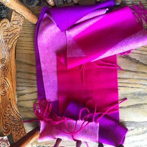 Long Ann Taylor cashmere winter scarf - pink purple magenta fuchsia